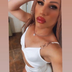 Daniela Mego Trans Z/O Escorts Gonzalez Catan