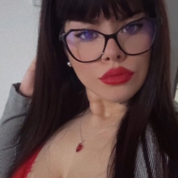 Escort Juli Nuevita Z/N tel:+54 9 11 2645-7056 en Tigre » Zona Norte