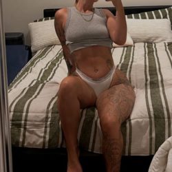 Escort Lorena tel:+54 9 11 2303-4213 en Isidro Casanova » Zona Oeste