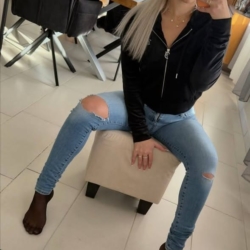 Escort July tel:+54 9 11 5905-5793 en Bernal » Zona Sur