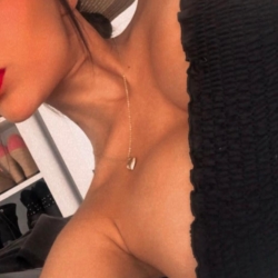 Escort Uma tel:+54 9 11 6249-5051 en La Plata » Buenos Aires