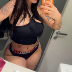 Chicos bienvenidos a mi perfil . Quiero contarles que  pueden venir a verme  y pasar un súper momento lleno de TODO !! Sexo y por supuesto del rico 😋y también una buena charla amena , soy una mujer como me ves potente y ala vez muy sensible amorosa y caliente 🔥 me gustan los caballeros que me tratan como reina amante y novia x eso yo devuelvo lo mismo  ❤️ nuestro encuentro quiero que sea especial para que vuelvas Simpre que quieras un masaje unos buenos besos y más…….. 🔥😋   Si hay alguna propuesta mejor que esta😜me lo haces saber . Háblame x wap sap y acordemos algo .  Te espero 💄   si tenes una propuesta  para domi me lo heces saber 💋  dias (Sábados solo con reserva previa )👅🫦🫦❤️