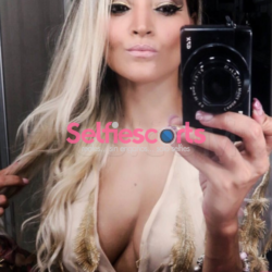 Escort Caroline Brasil tel:+1 786-495-6799 en Miami » Florida