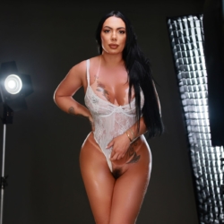 Escort Brazilian Rebeca tel:+55 22 98143-5706 en Búzios » Rio de Janeiro